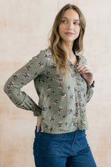 Kit ruffle blouse