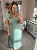 Shine Midi dress sage