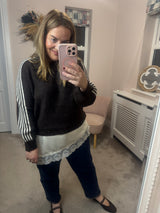 Cindy brown knit with lace